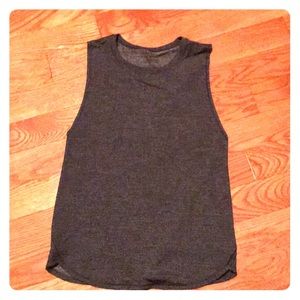 Lululemon In a Cinch tank